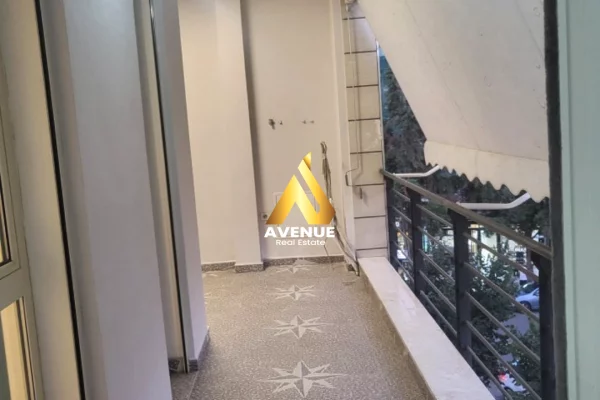 Shtepi me qera 2+1 ne Tirane - 650 Euro