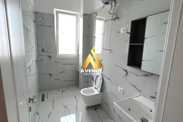 Shtepi me qera Apartament ne Tirane, 2+1, Mobilimi E mobiluar, Pagesa 400  Euro.