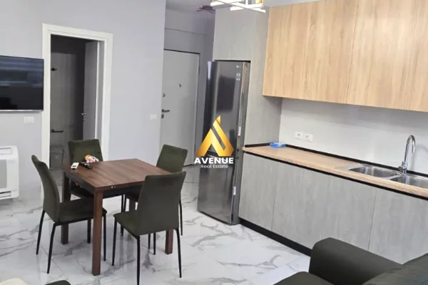 Shtepi me qera 2+1 ne Tirane - 650 Euro