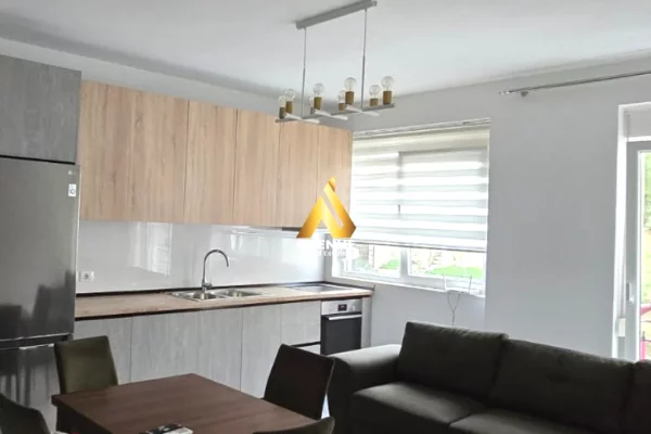 Shtepi me qera Apartament ne Tirane, 2+1, Mobilimi E mobiluar, Pagesa 650  Euro.