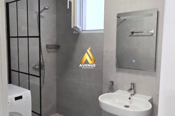 Shtepi me qera Apartament ne Tirane, 2+1, Mobilimi E mobiluar, Pagesa 650  Euro.