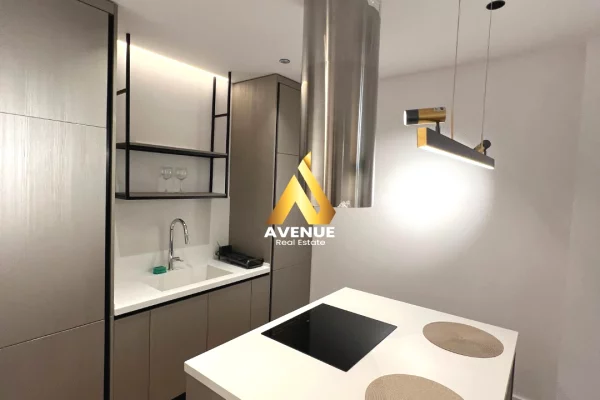 Appartamento in vendita a Tirana 2+1, Arredato