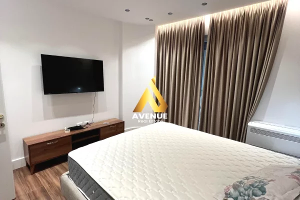 Appartamento in vendita a Tirana 2+1, Arredato