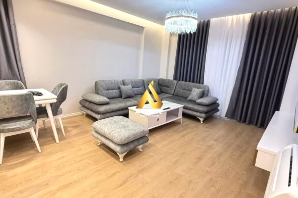 Shtepi me qera Apartament ne Tirane, 2+1, Mobilimi E mobiluar, Pagesa 1,250  Euro.