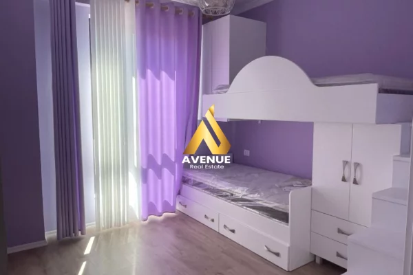 Shtepi me qera Apartament ne Tirane, 2+1, Mobilimi E mobiluar, Pagesa 1,150  Euro.