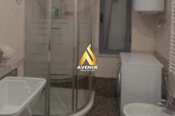 Shtepi ne shitje Apartament ne Tirane, 2+1, Mobilimi E mobiluar, Pagesa 360,000  Euro.