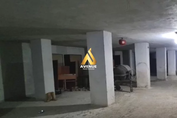 Apartment for sale in Tirana 1+1, Emty