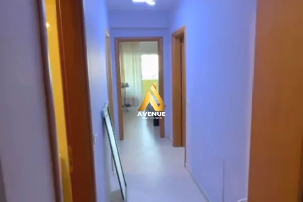 Shtepi me qera Apartament ne Tirane, 2+1, Mobilimi E mobiluar, Pagesa 70,000  Leke.