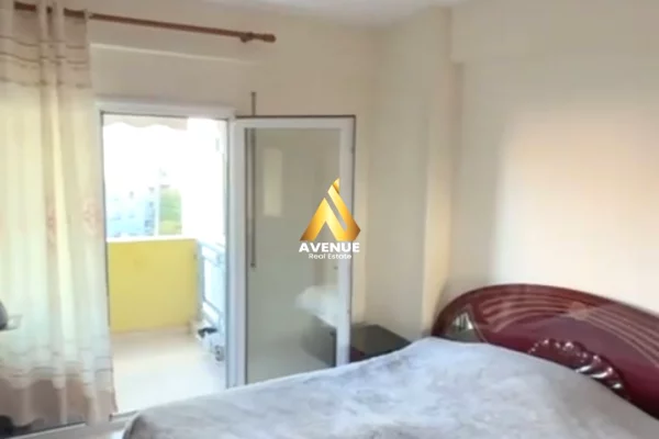 Shtepi me qera Apartament ne Tirane, 2+1, Mobilimi E mobiluar, Pagesa 70,000  Leke.