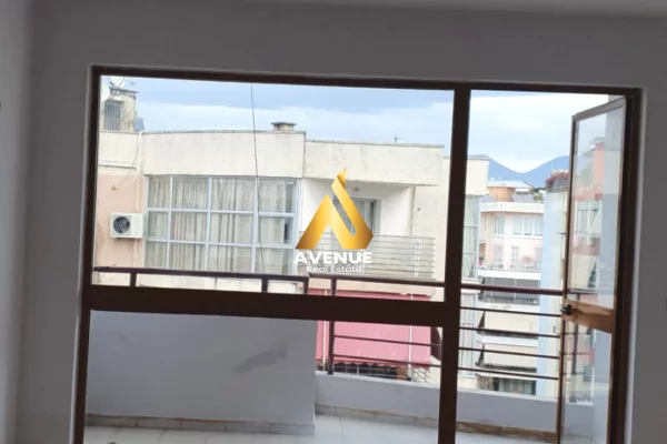 House for Rent 2+1 in Tirana - 35,000 Leke
