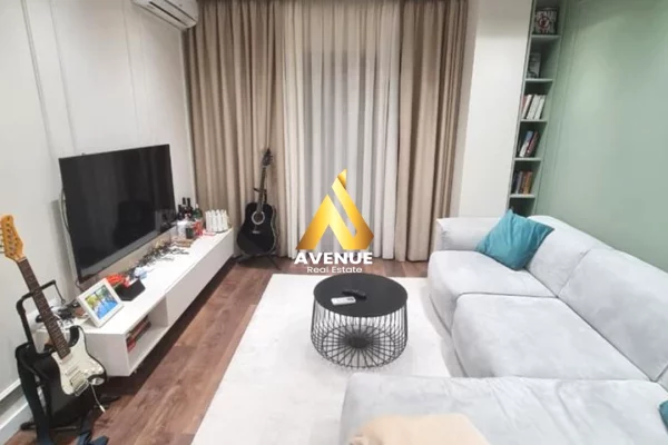 Shtepi me qera Apartament ne Tirane, 1+1, Mobilimi E mobiluar, Pagesa 45,000  Leke.