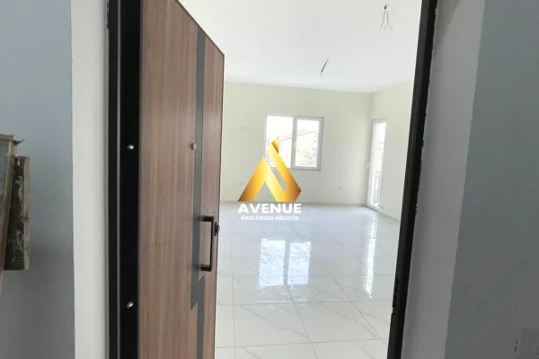 Shtepi me qera Apartament ne Tirane, 1+1, Mobilimi Bosh, pa mobiluar, Pagesa 35,000  Leke.