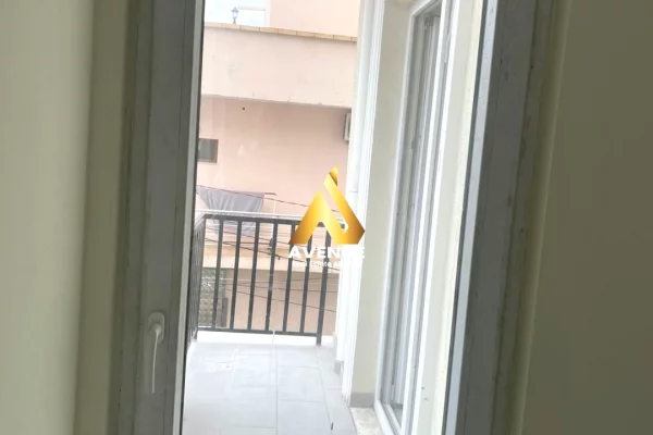 APARTAMENT 1+1 ME QIRA – BULEVARDI BLU, KAMËZ