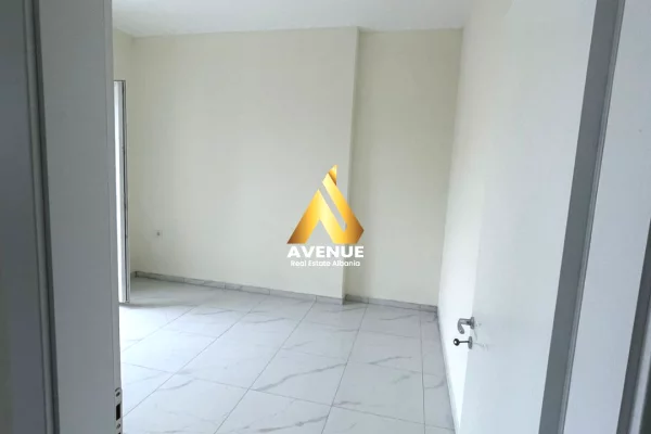 Shtepi me qera Apartament ne Tirane, 1+1, Mobilimi Bosh, pa mobiluar, Pagesa 35,000  Leke.