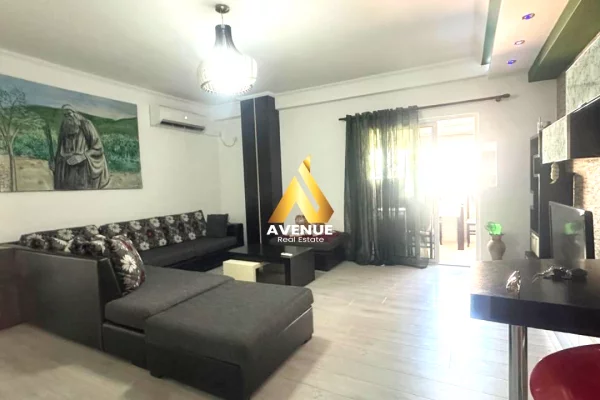 SHITET APARTAMENT 2+1+2 BALLKONE, I MOBILUAR, BULEVARDI I RI, TIRANE