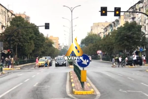 Ambient Biznesi Premium me Qera ose për Shitje – Bulevardi Gjergj Fishta