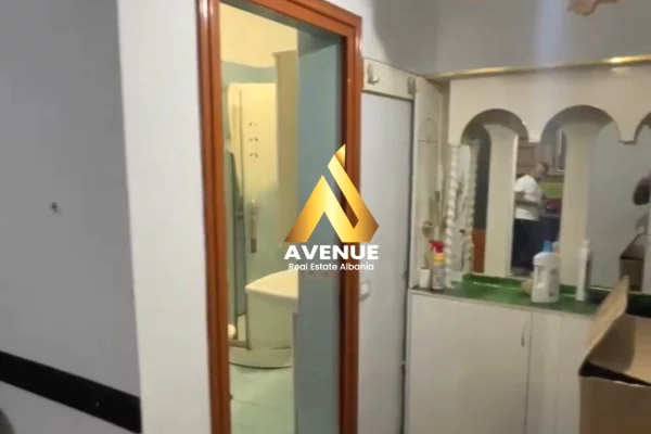 Shtepi me qera Apartament ne Tirane, 2+1, Mobilimi E mobiluar, Pagesa 45,000  Leke.