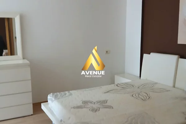 Shtepi me qera Apartament ne Tirane, 2+1, Mobilimi E mobiluar, Pagesa 700  Euro.