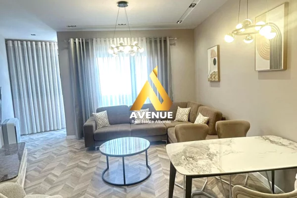 ✨ SHITET APARTAMENT LUKSOZ 2+1+2 – PRANË Sheshi Skënderbej, NË Tiranë
