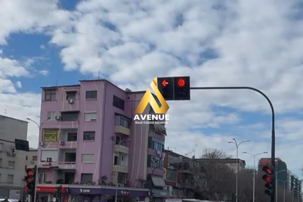 Apartment for sale in Tirana 1+1, Emty