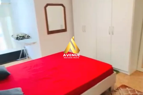 Shtepi me qera Apartament ne Tirane, 2+1, Mobilimi E mobiluar, Pagesa 700  Euro.