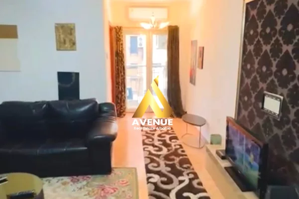 Shtepi me qera Apartament ne Tirane, 2+1, Mobilimi E mobiluar, Pagesa 700  Euro.