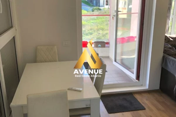 Shtepi me qera Apartament ne Tirane, 2+1, Mobilimi E mobiluar, Pagesa 600  Euro.