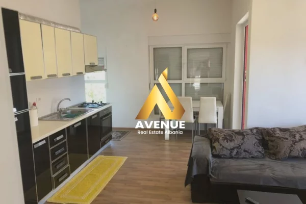 Shtepi me qera Apartament ne Tirane, 2+1, Mobilimi E mobiluar, Pagesa 600  Euro.