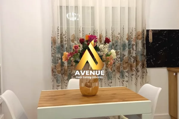 Shtepi me qera Apartament ne Tirane, 1+1, Mobilimi E mobiluar, Pagesa 75,000  Leke.