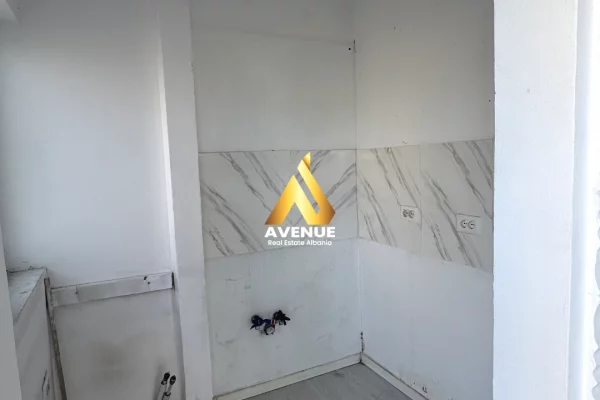 Ambient biznesi ne shitje 1+1 ne Tirane - 260,000 Euro