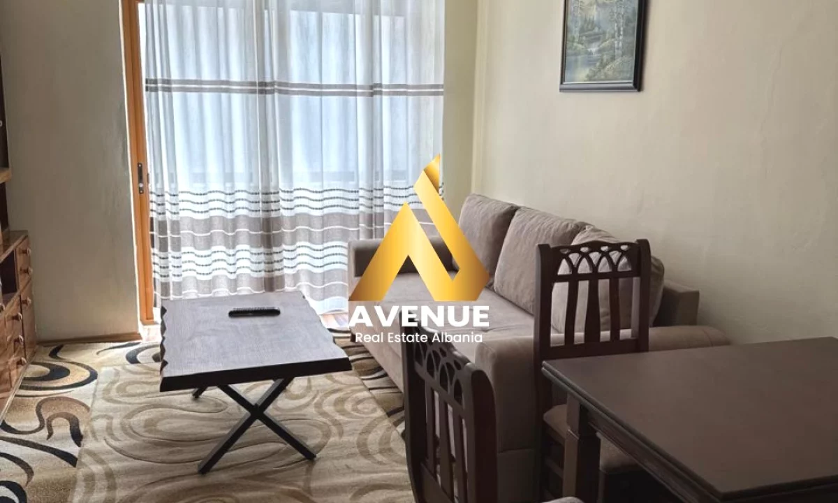 Shtepi me qera Apartament ne Tirane, 1+1, Mobilimi E mobiluar, Pagesa 500  Euro.