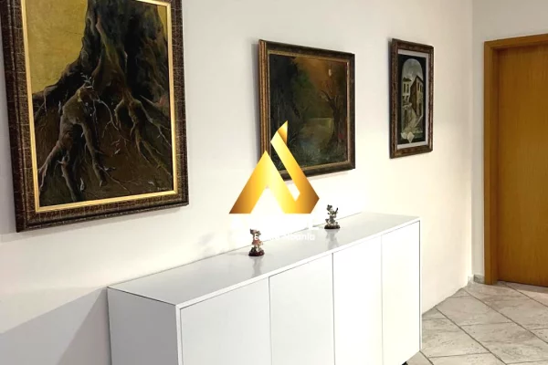 Shtepi me qera 2+1 ne Tirane - 65,000 Leke