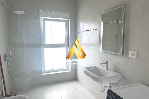 Shtepi me qera Apartament ne Tirane, 1+1, Mobilimi E mobiluar, Pagesa 45,000  Leke.