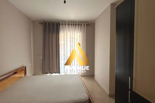 Appartamento in affitto a Tirana 2+1, Arredato