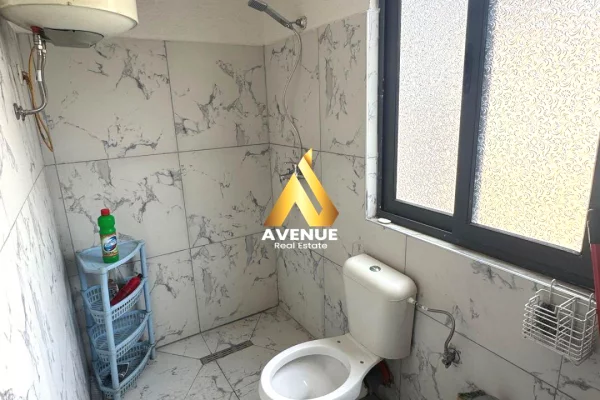 Shtepi me qera Apartament ne Tirane, 2+1, Mobilimi E mobiluar, Pagesa 55,000  Leke.