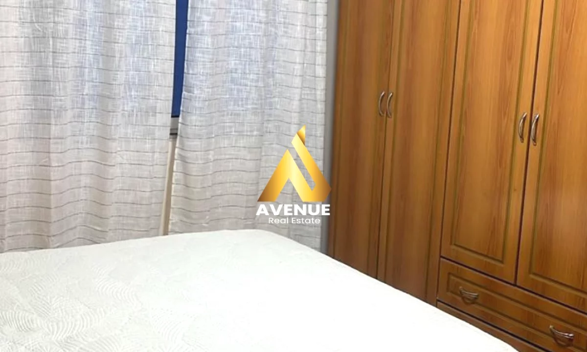 Shtepi me qera Apartament ne Tirane, 2+1, Mobilimi E mobiluar, Pagesa 650  Euro.
