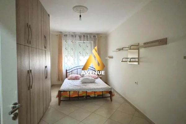 Shtepi me qera Apartament ne Tirane, 1+1, Mobilimi E mobiluar, Pagesa 450  Euro.