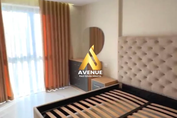 Shtepi ne shitje Apartament ne Tirane, 2+1, Mobilimi E mobiluar, Pagesa 183,000  Euro.