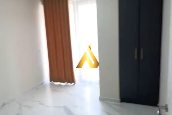 Shtepi ne shitje Apartament ne Tirane, 2+1, Mobilimi E mobiluar, Pagesa 183,000  Euro.
