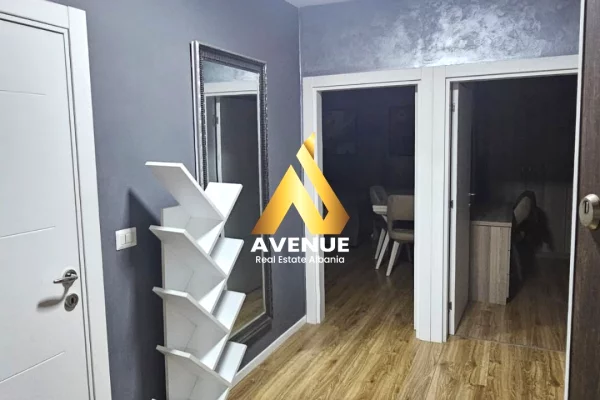Shtepi me qera Apartament ne Tirane, 2+1, Mobilimi E mobiluar, Pagesa 60,000  Leke.