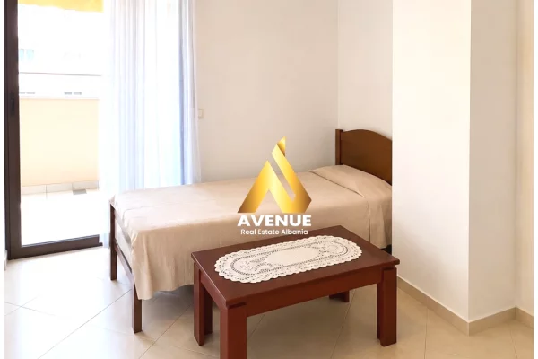 Shtepi me qera Apartament ne Tirane, 3+1, Mobilimi E mobiluar, Pagesa 60,000  Leke.