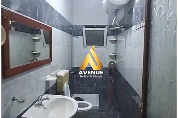 Shtepi me qera Apartament ne Tirane, 1+1, Mobilimi E mobiluar, Pagesa 40,000  Leke.