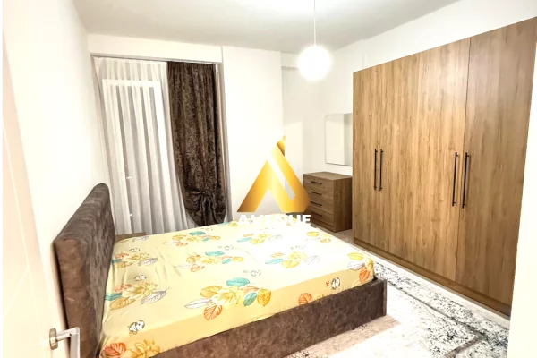 Shtepi me qera Apartament ne Tirane, 2+1, Mobilimi E mobiluar, Pagesa 45,000  Leke.