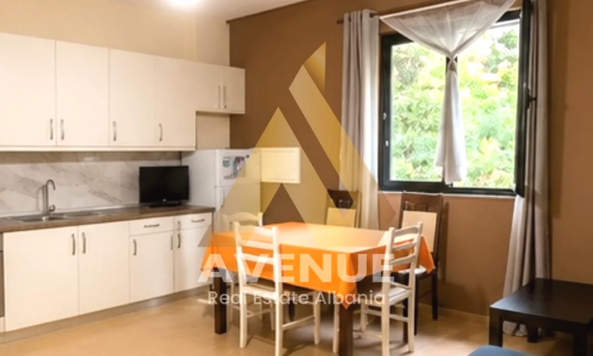 Shtepi me qera Apartament ne Tirane, 2+1, Mobilimi E mobiluar, Pagesa 45,000  Leke.