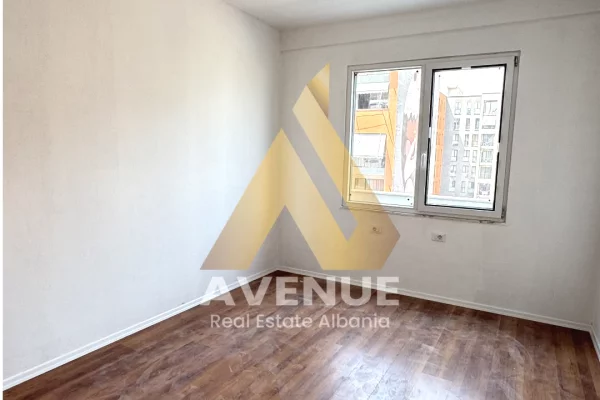 Apartment for sale in Tirana 2+1, Emty