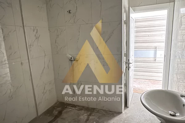 Apartment for sale in Tirana 2+1, Emty