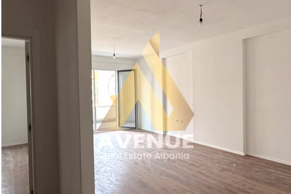 Apartment for sale in Tirana 2+1, Emty