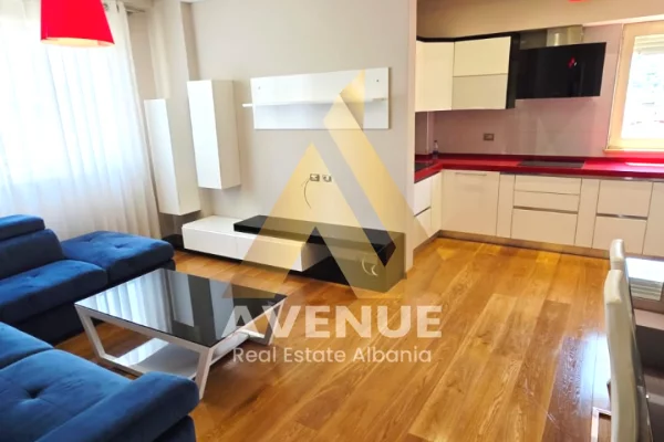 Shtepi ne shitje Apartament ne Tirane, 2+1, Mobilimi E mobiluar, Pagesa 260,000  Euro.