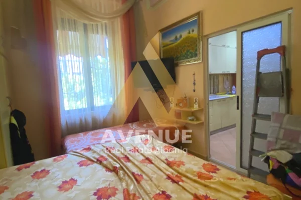 Shtepi me qera Apartament ne Tirane, 1+1, Mobilimi E mobiluar, Pagesa 50,000  Leke.