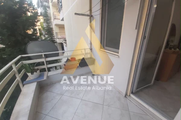 Shtepi me qera Apartament ne Tirane, 2+1, Mobilimi E mobiluar, Pagesa 600  Euro.